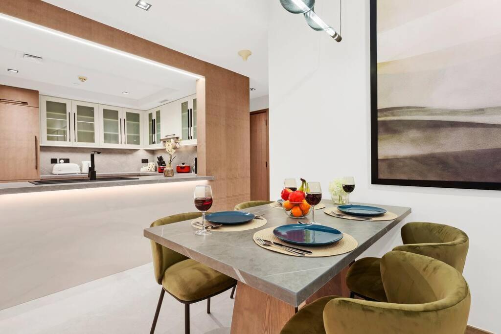 First Class 1br Breathtaking Downtown View *