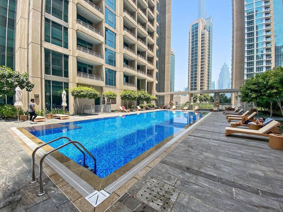 First Class 1br Breathtaking Downtown View Dubai